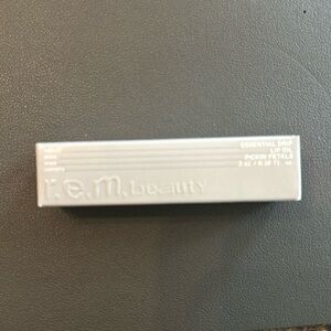 BNIB r.e.m. beauty essential drip lip oil travel size